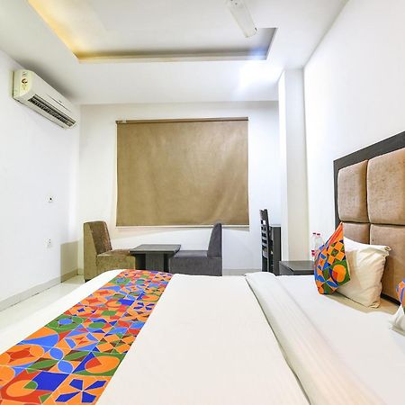 Fabhotel Belwood Near Igi Airport 뉴델리 외부 사진